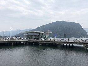 Zollstation und Brücke über die Tresa