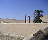 Vestiges du temple de la vallée du complexe funéraire d'Ounas