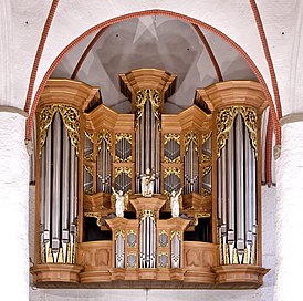 Орган гамбургской церкви св. Якова, работы Шнитгера (фото 2012 года)