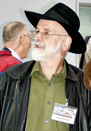 Terry Pratchett at Worldcon 2005 in Glasgow, A...