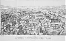 Vue gravée en perspective de la manufacture avec tous les bâtiments de l'usine et des cheminées fumant.