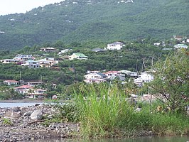 Huizen langs Grande Rivière des Vieux-Habitants