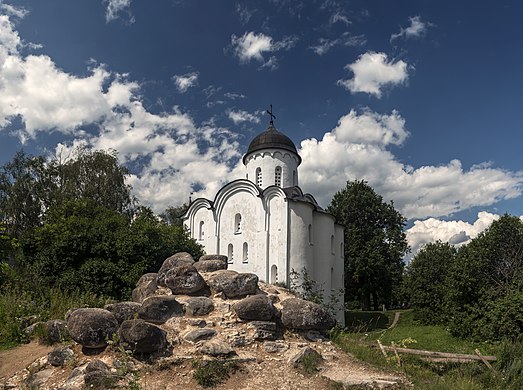 422. Церковь Георгия Победоносца, Старая Ладога, Волховский район Автор — Владимир Бесперстов