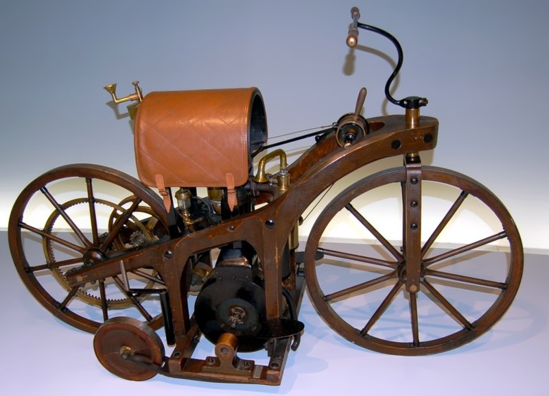 File:Daimler First Motorcycle.jpg