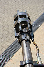 A closeup of the gun muzzle and the projectile velocity sensor Gepard 1a2 v0-mess.jpg