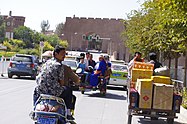 Kashgar everyday life Kashgar old city IGP4070.jpg