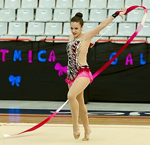 Raquel amb la cinta al Torneig «Villa de Jovellanos», Palau d'Esports de Gijón, 2015