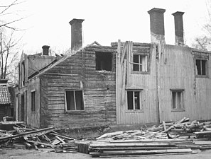 Rivning av huvudbyggnaden i november 1957.