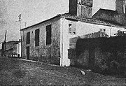 O Camiño Novo, onde naceu Rosalía. Fotografía publicada en Vida Gallega en 1917.