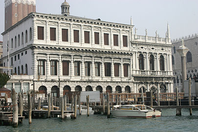 La Zecca de Venise de Jacopo Sansovino avec la Biblioteca Marciana et le palais des Doges à l'arrière.