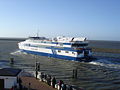 De Vlieland bij vertrek uit Harlingen