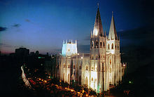 Basílica de San Sebastián, (Agustinos Recoletos) Манила, Филиппины..jpg