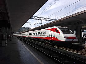 ETR 460 in livrea Frecciabianca