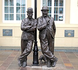 Standbeeld van Laurel en Hardy