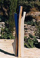 "Végétal N°3", 1988. Mármol y madera pintada (altura 120 cm) Colección particular