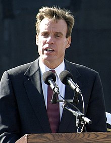 Mark Warner (D-VA) Mark Warner during the Commissioning Ceremony for the VIRGINIA (SSN 774).jpg