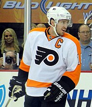 Mike Richards played for the Flyers from 2005-06 to 2010-11. Mike Richards 2010-10-07.JPG