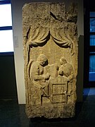 Stèle montrant la collecte de l’impôt romain.