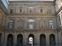 Cortile (patiu) del palaciu Pitti, Bartolomeo Ammannati 1558-1570.
