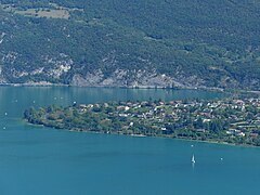 Pointe Forestier et baie de Grésine.