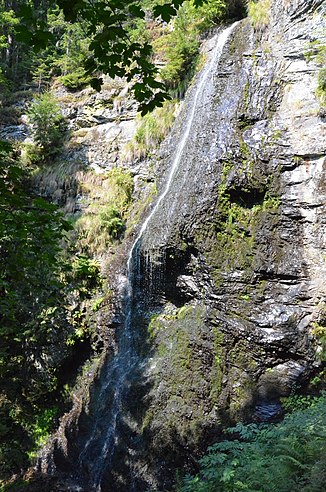 Der Jalynskyj-Wasserfall