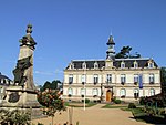 Monument aux morts de Saint-Yrieix-la-Perche