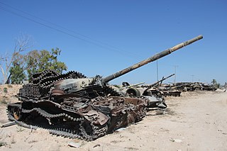 Tanks outside of Misrata (6) (8288579409).jpg