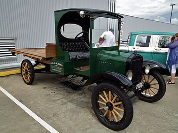 1922 شاحنة مسطحة