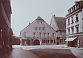 Ehemaliges Zeug- und Vorratshaus (Sophienstraße 32) am Ende der Kanzleistraße, rechts das Sparnecker Haus (um 1910)