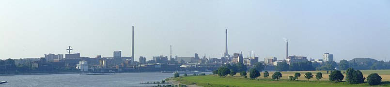 Blick auf die Verladestellen von CHEMPARK Uerdingen