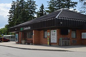 Cooksville GO Station view 1.JPG