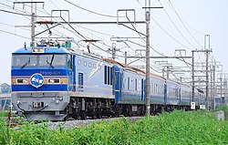 以EF510型電力機車牽引的北斗星 （2010年9月12日 栗橋站 - 東鷲宮站間）