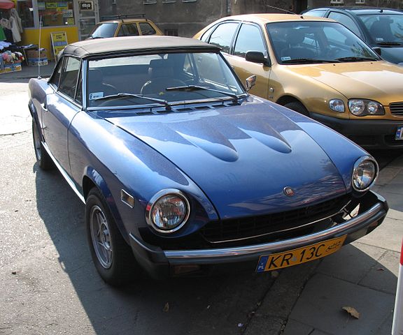 FileFiat 124 Sport Spider 1800 in Krak wjpg