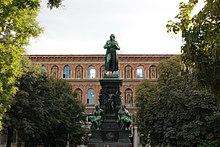 A statue of Friedrich Schiller in front of the Academy of Fine Arts Vienna Friedrich von Schiller.JPG