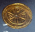 Plaque votive avec chrisme, seul objet en or