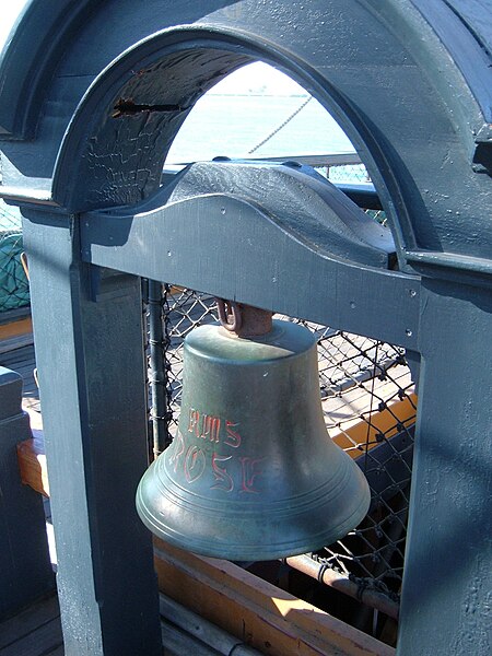 450px-HMS_Surprise_%28replica_ship%29_ship%27s_bell.JPG