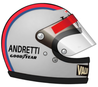 Le casque de Mario Andretti, le pilote italo-américain, champion du monde Formule 1 en 1978 avec la Lotus 78 et la Lotus 79, les premières F1 « wing car ».