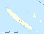 Mapa konturowa Nowej Kaledonii, na dole nieco na prawo znajduje się punkt z opisem „Numea”