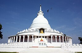 Boeddhistische pagode van vrede in Ampara