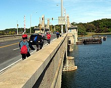 Pelham Bridge-jeh.JPG