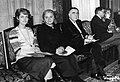 Васко Попа у друштву са Тањом Крагујевић и Миром Алечковић 1984. године