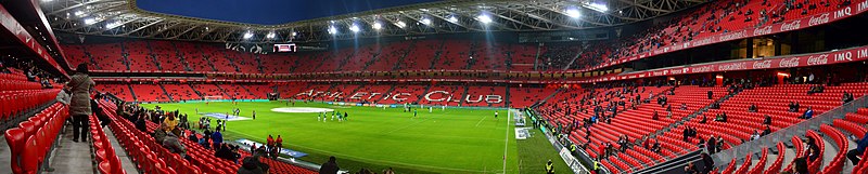 Interior do estadio de San Mamés antes do comezo dun partido.