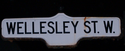 Wellesley Street Sign.png