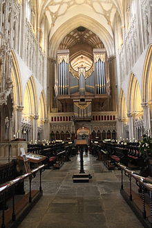 The choir and organ in 2013 Wells Cathedral Choir.JPG