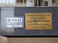 Placa conmemorativa en el lugar de su muerte, en la calle de Felipe Sanclemente, en Zaragoza 41°38′59″N 0°52′55″O﻿ / ﻿41.64973329408646, -0.8819784845256439