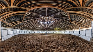 “Japanese” manege at the Derkulskyi horse farm. Danylivka, Luhansk Oblast. Photo: © Serhii Orlyk, CC BY-SA 4.0