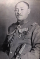 侍従武官たる陸軍歩兵大佐。銀色の侍従武官飾緒を佩用。1930年8月-1933年8月頃の阿南惟幾