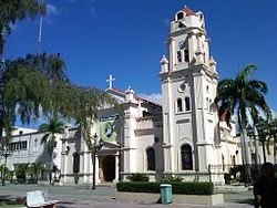 Baní cathedral