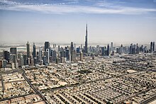 220px Dubai Skyline mit Burj Khalifa %2818241030269%29