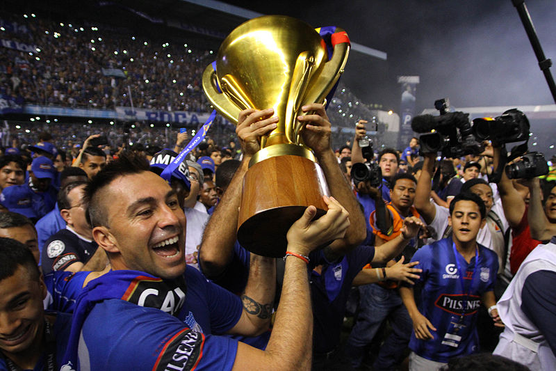 Bestand:Emelec Campeon (15889024498).jpg